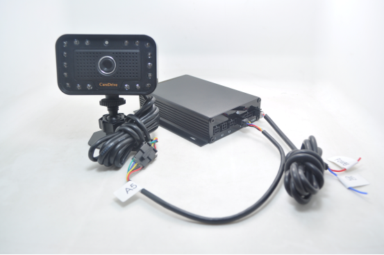 MRVL - это система GPS-слежения, которая подключается к монитору усталости водителя версии MR688 Pro.